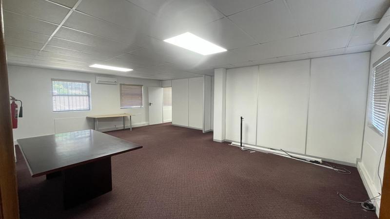 To Let commercial Property for Rent in Hoheizen Western Cape